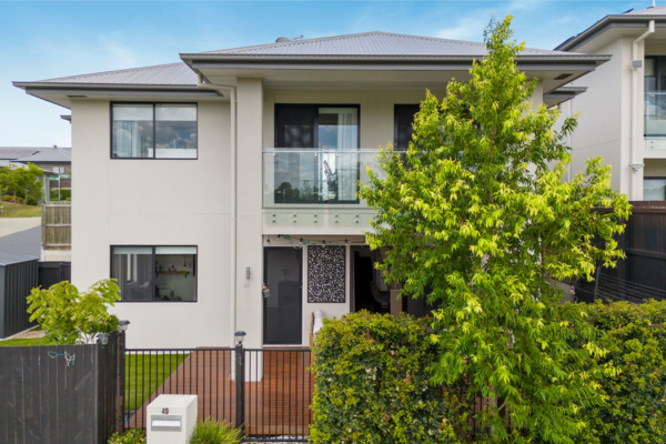 49 Panorama Circuit, Ripley