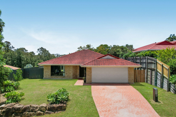 9 Parkside Drive, Springfield