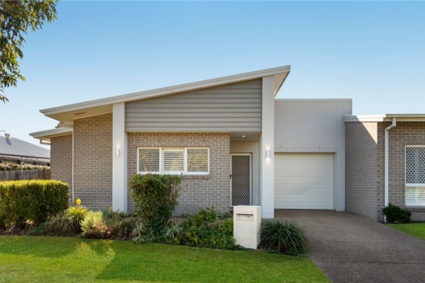 1/116 Joy Chambers Circuit, Ripley