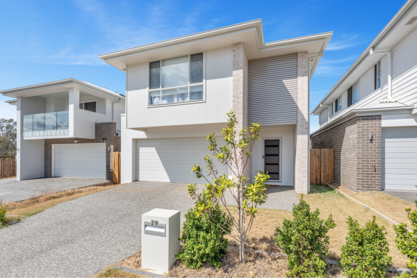 29 Brigginshaw Way, Ripley