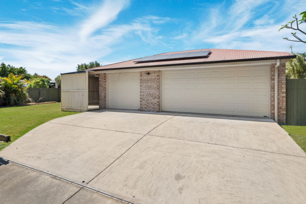 30 Pidgeon Bvd, Crestmead
