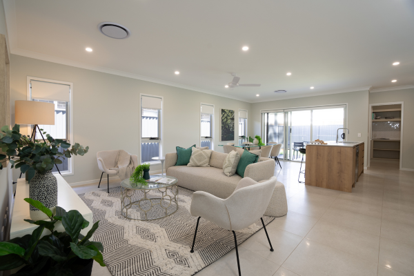 9 Rhythm Road, Ripley