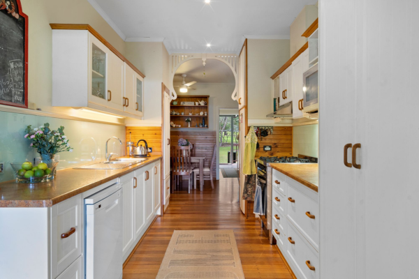 22-28 Pioneer Drive, Logan Village